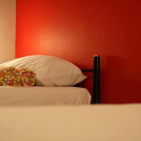 Kool Backpacker Hostel Patong Екстериор снимка