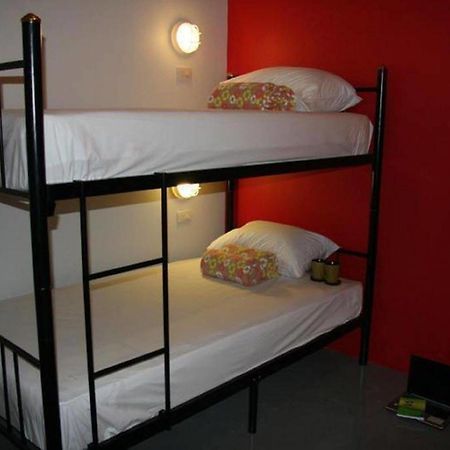 Kool Backpacker Hostel Patong Екстериор снимка