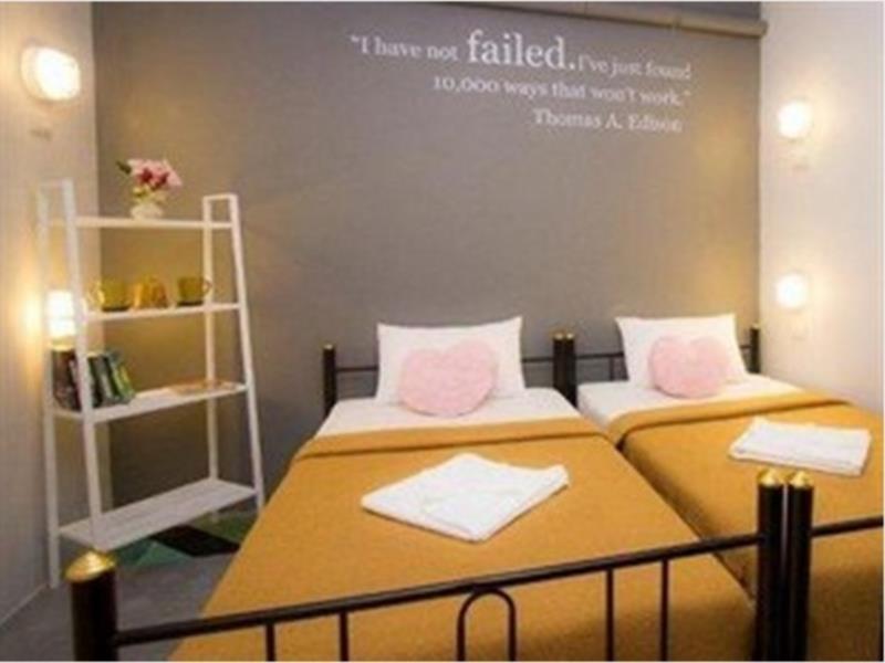 Kool Backpacker Hostel Patong Екстериор снимка